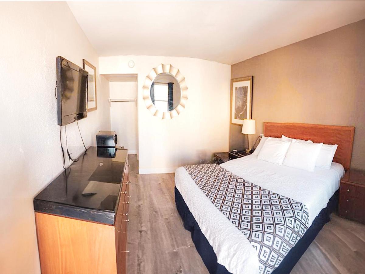 Penn Lodge Hotel & Suites Philadelphia - Bensalem Eksteriør bilde